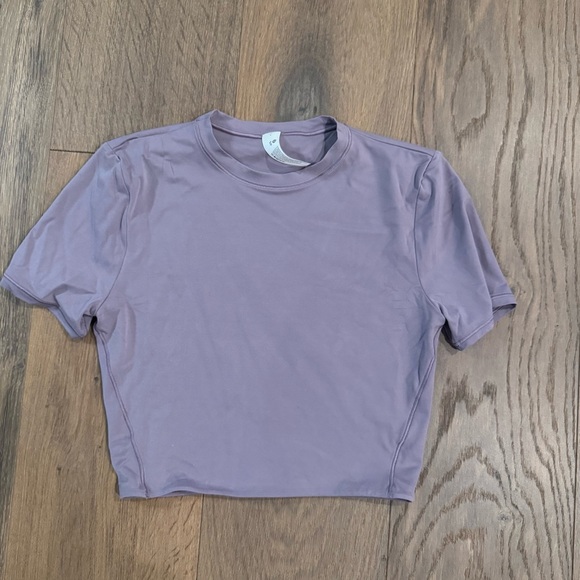 Lululemon Wundermost Ultra-Soft Nulu Crewneck Cropped T-Shirt Purple Ash Sz S - Picture 2 of 5